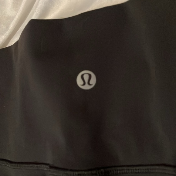 All Black Lululemon Athletica Align leggings capri NWOT Size 20 or 1x/2x 🍋👖$99 - Picture 3 of 6